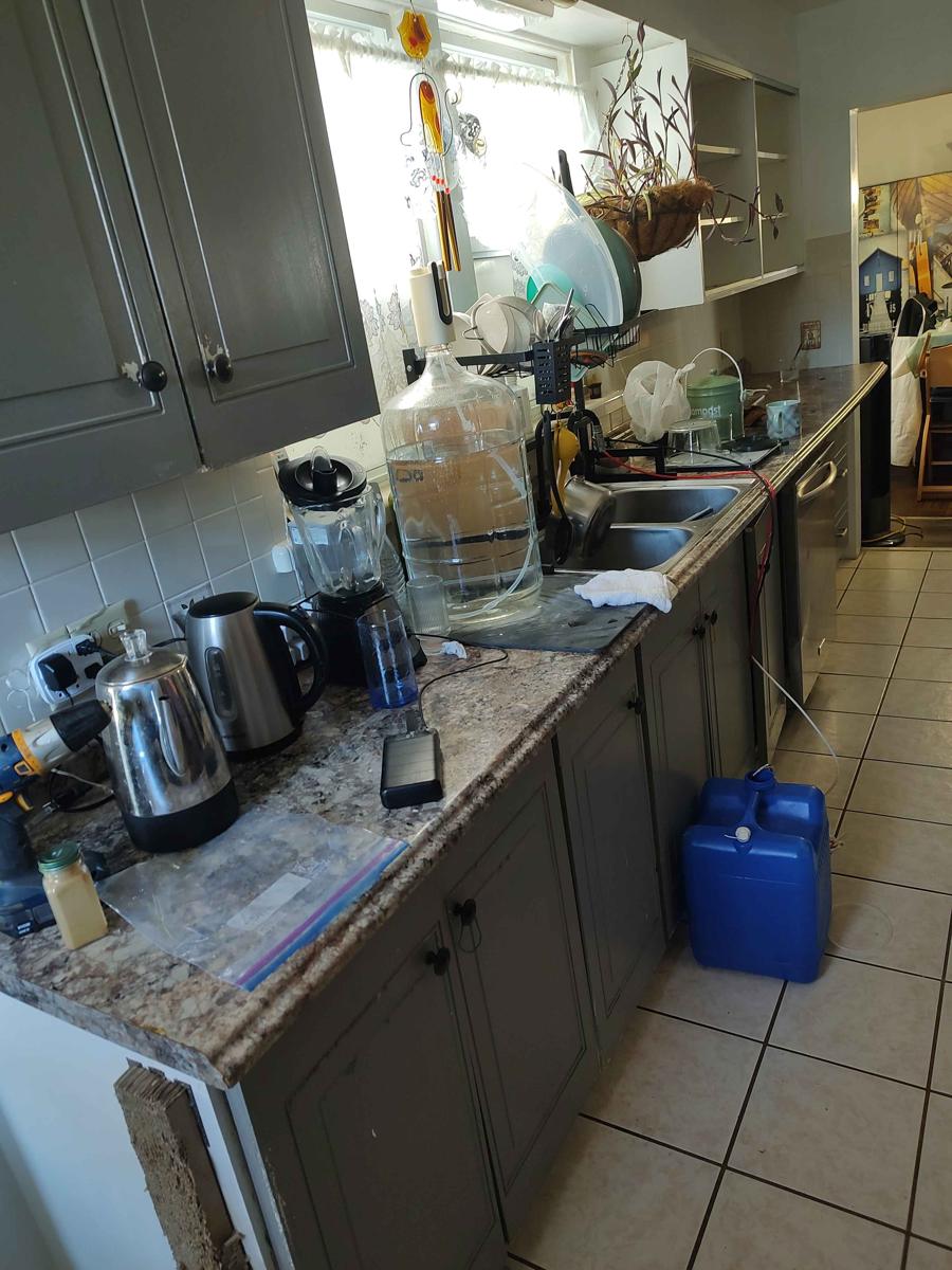 Kitchen cabinet removal by AB6 Demo and Removal
